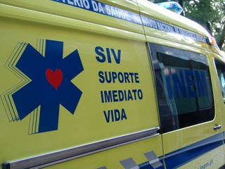 Criança ferida com gravidade após queda de uma varanda em Cortiços (Macedo de Cavaleiros)