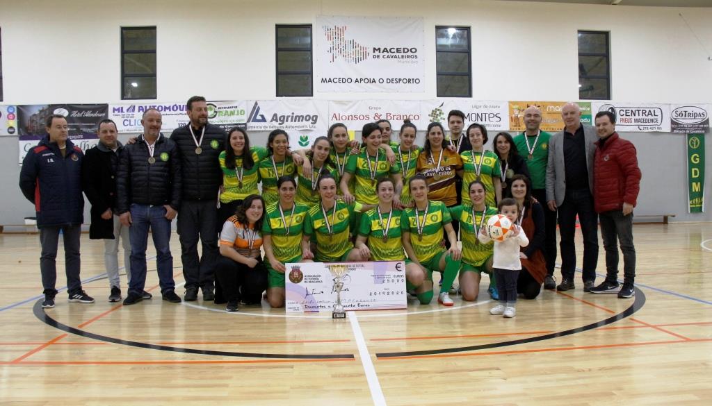 Macedense é campeão distrital de futsal feminino