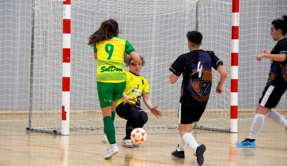 Futsal feminino: Macedense em vantagem na final do play-off