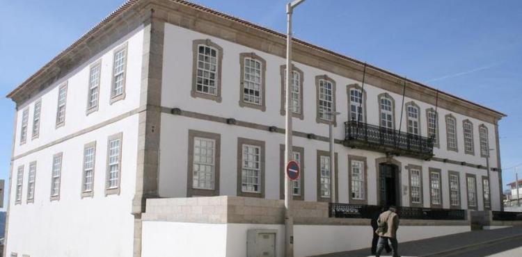 Autarquia de Vinhais disponibiliza transporte a pessoas mais isoladas do concelho