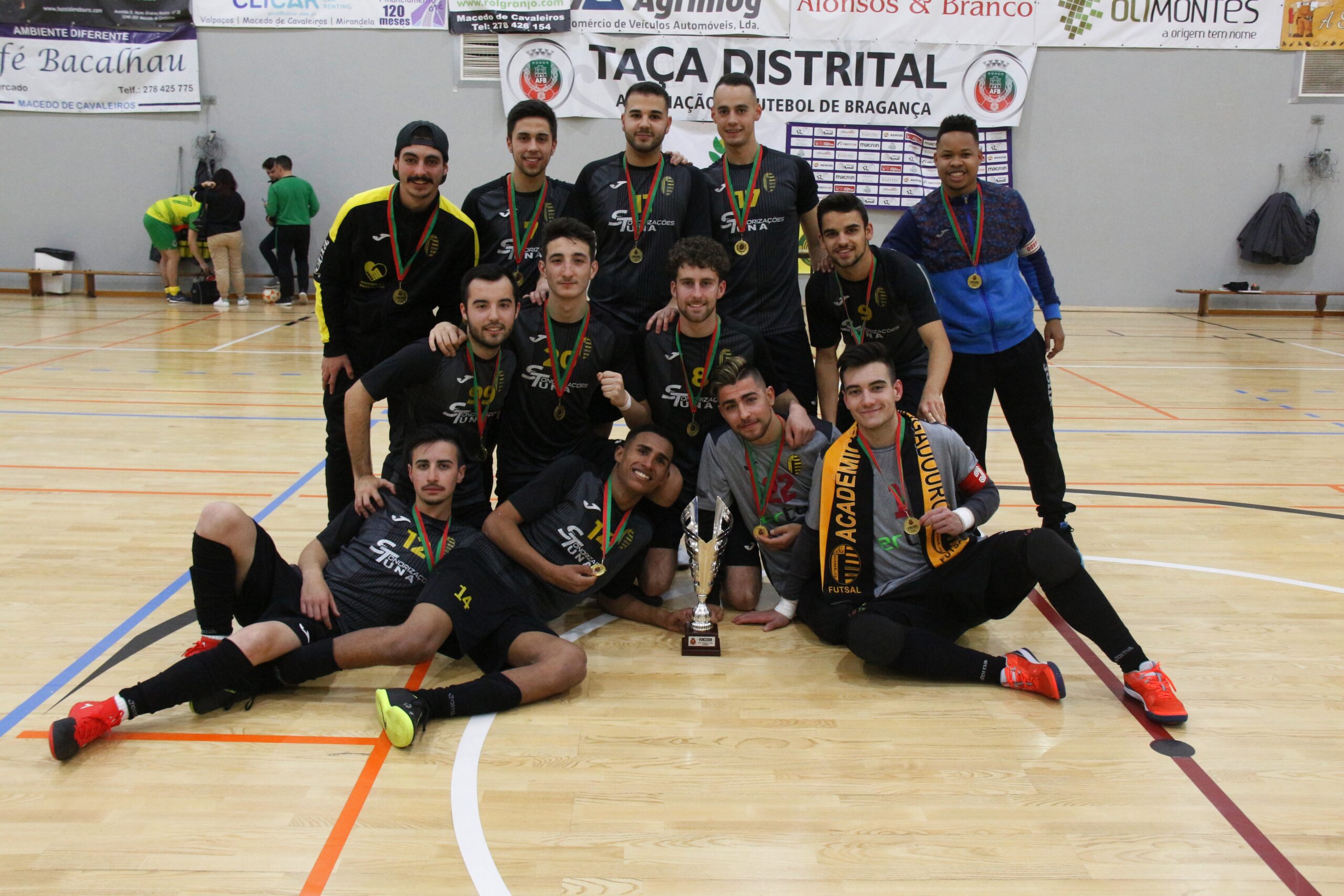 Futsal: Mogadouro vence Macedense e conquista Taça Distrital de Juniores