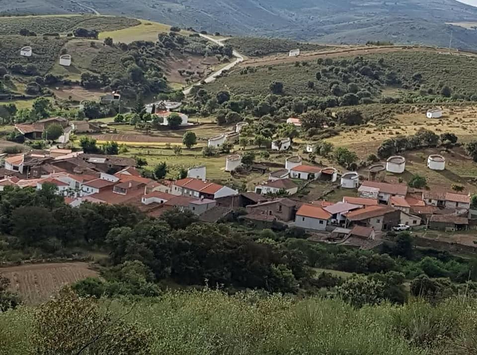 Habitação destruída por incêndio em Uva (Vimioso)