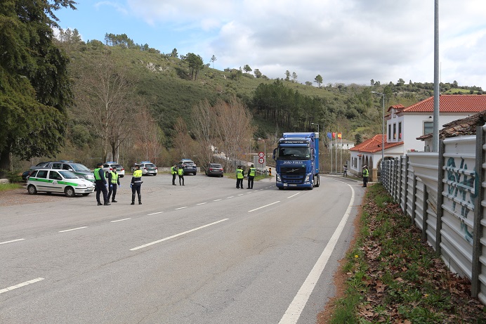 Autarcas do distrito de Bragança exigem regresso da isolamento obrigatório para quem vem do estrangeiro