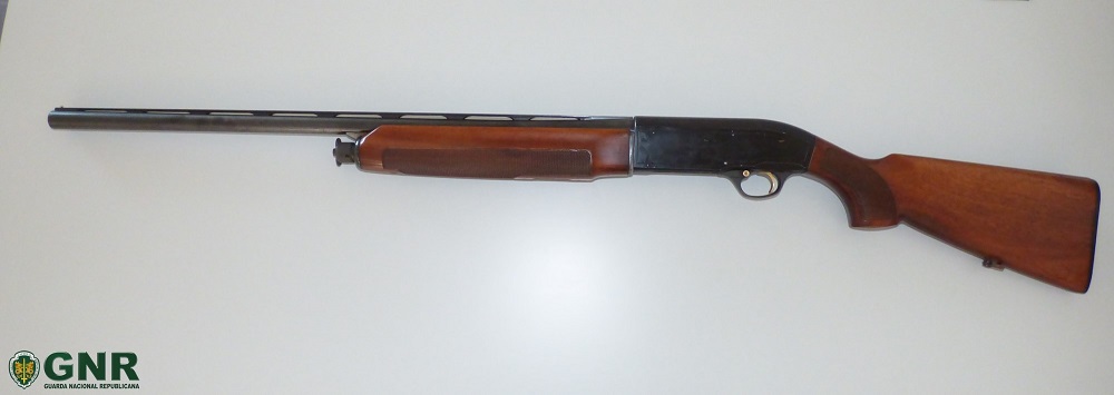 Apreendida arma de fogo por violência doméstica em Vinhais