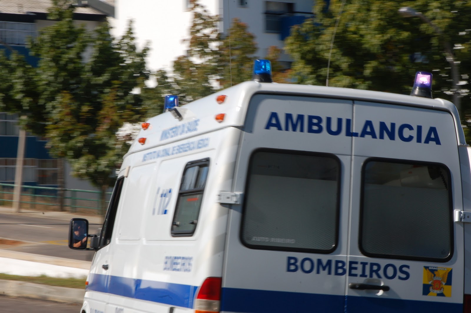 Bombeiros de Bragança cobram caução para transporte de doentes não programado
