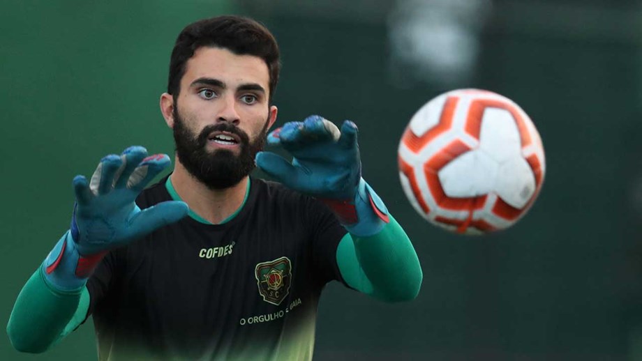 Fábio Mesquita reforça baliza do Mirandela