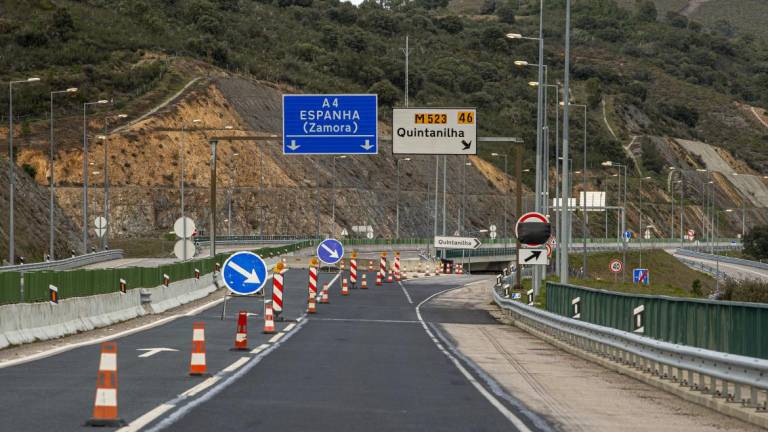 Fronteira luso-espanhola abre hoje