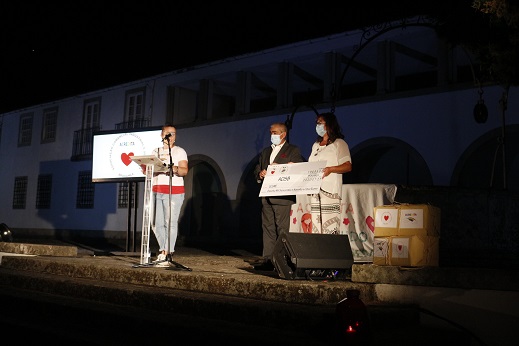 ACISB homenageou profissionais de saúde e entregou ventilador à ULS Nordeste