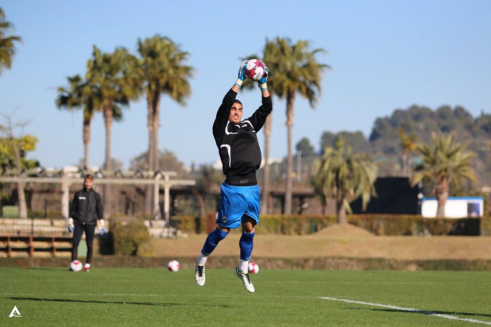 Futebol: David Robador vai defender a baliza do CD San Roque de Lepe por mais dois anos