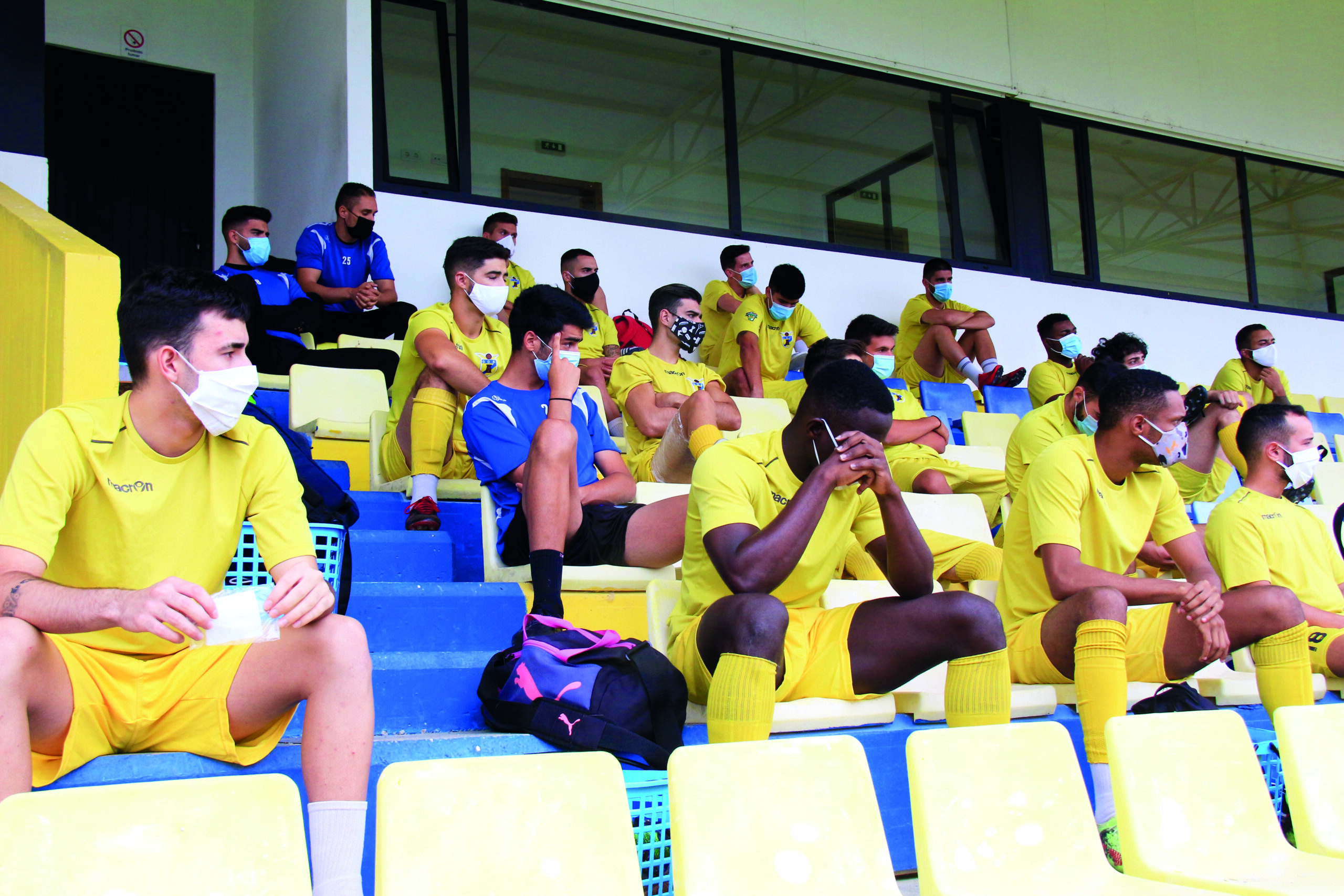 Bragança inicia pré-época com vários jogadores à experiência