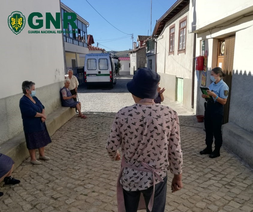 GNR está a sensibilizar idosos e emigrantes no concelho de Mirandela para medidas preventivas à Covid-19