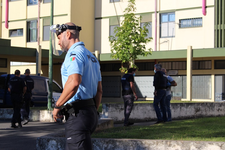 PSP em operação de buscas por tráfico de droga em Bragança e Valpaços
