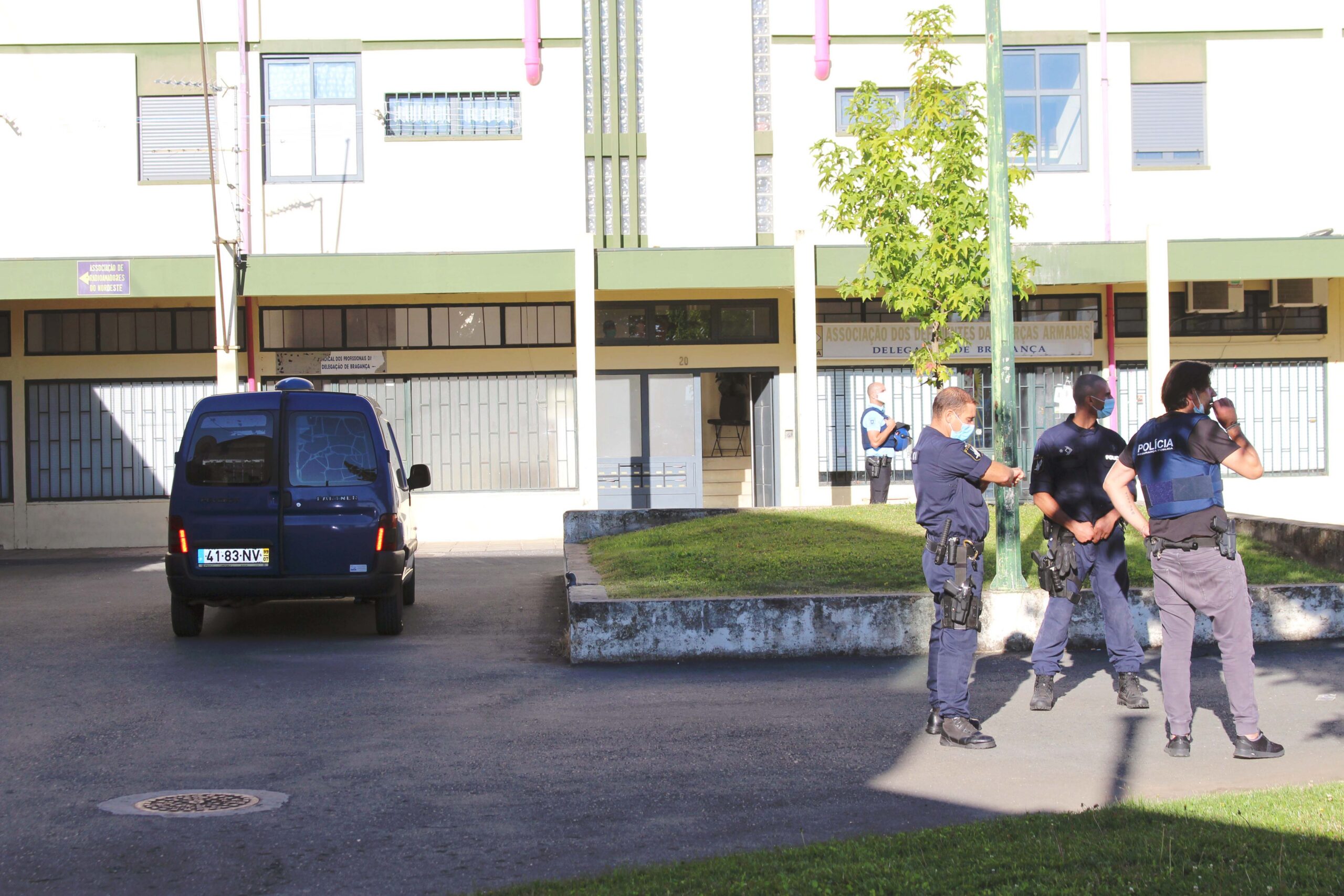 Prisão preventiva para 5 dos 8 detidos por tráfico de droga em Bragança