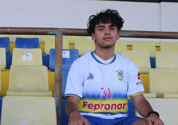 Futebol: Ruben Gonçalves estreou-se no Campeonato de Portugal aos 16 anos
