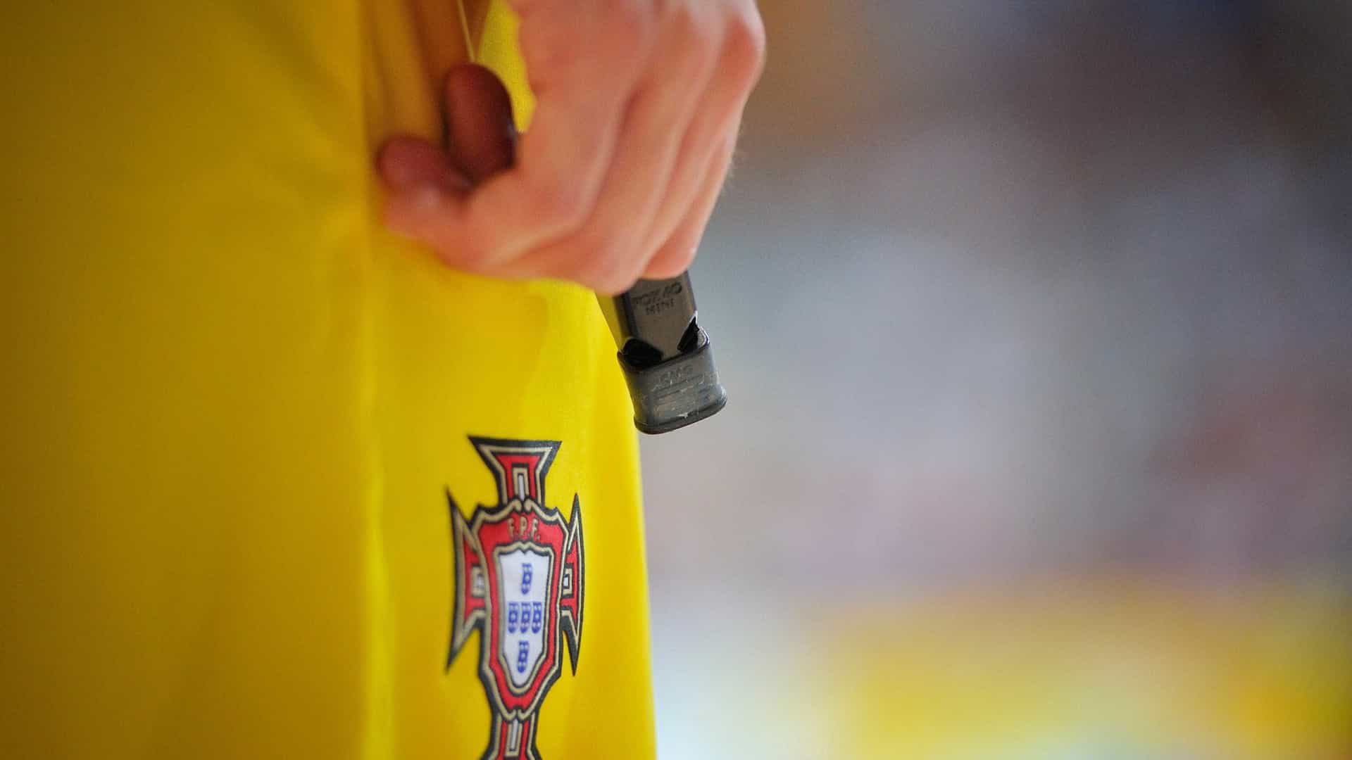 Futebol: A.F. Bragança esclarece clubes sobre as alterações às leis de jogo