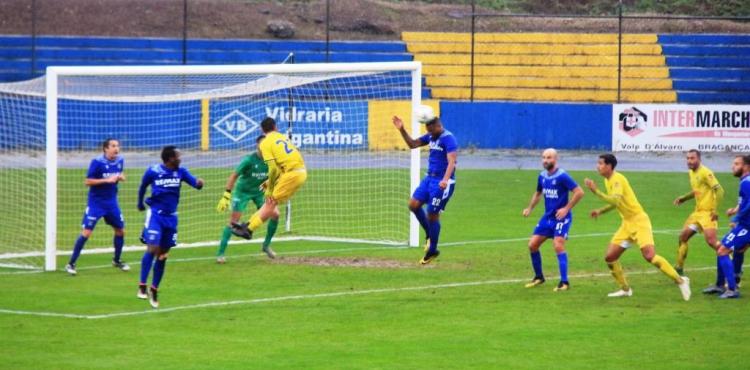 Futebol: Dérbi distrital Vimioso – Bragança adiado para 23 de Dezembro