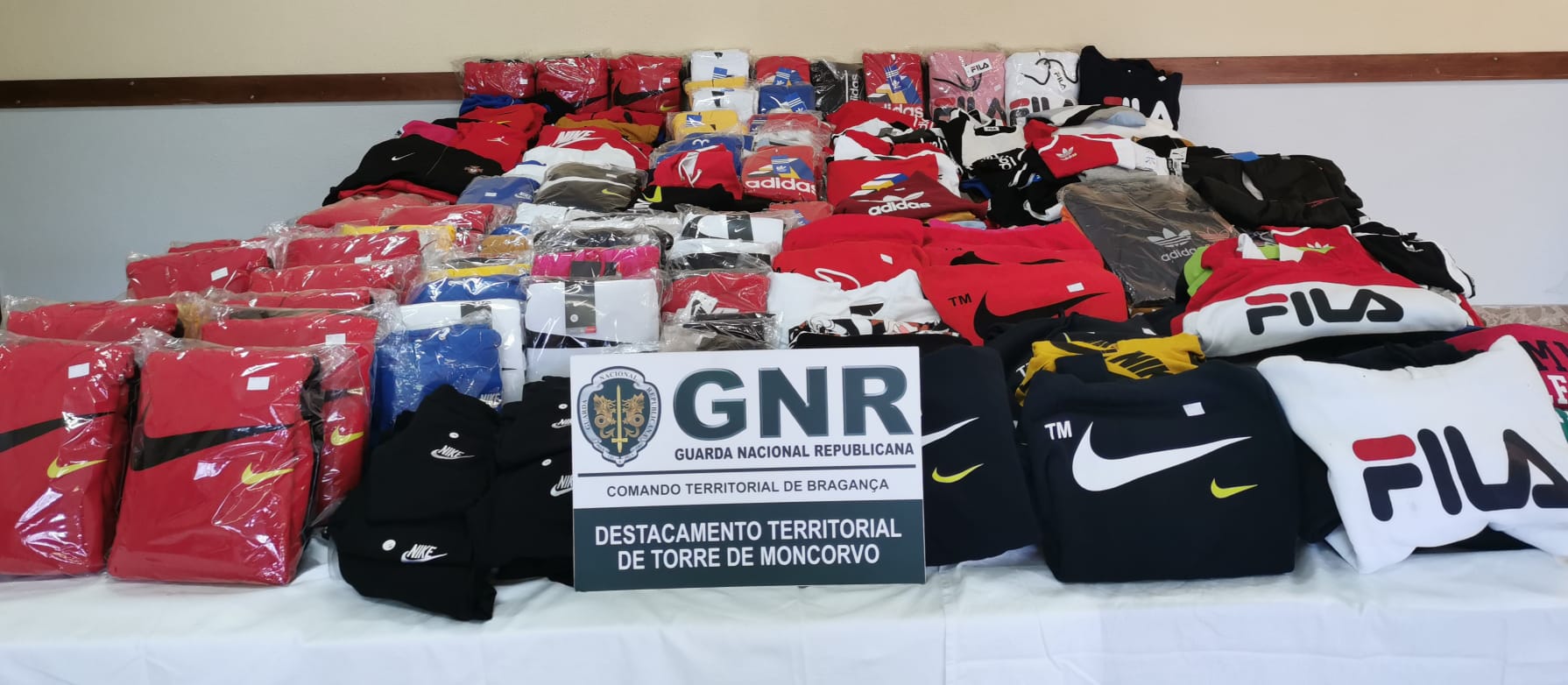 GNR apreendeu mais de 280 artigos contrafeitos em Torre de Moncorvo