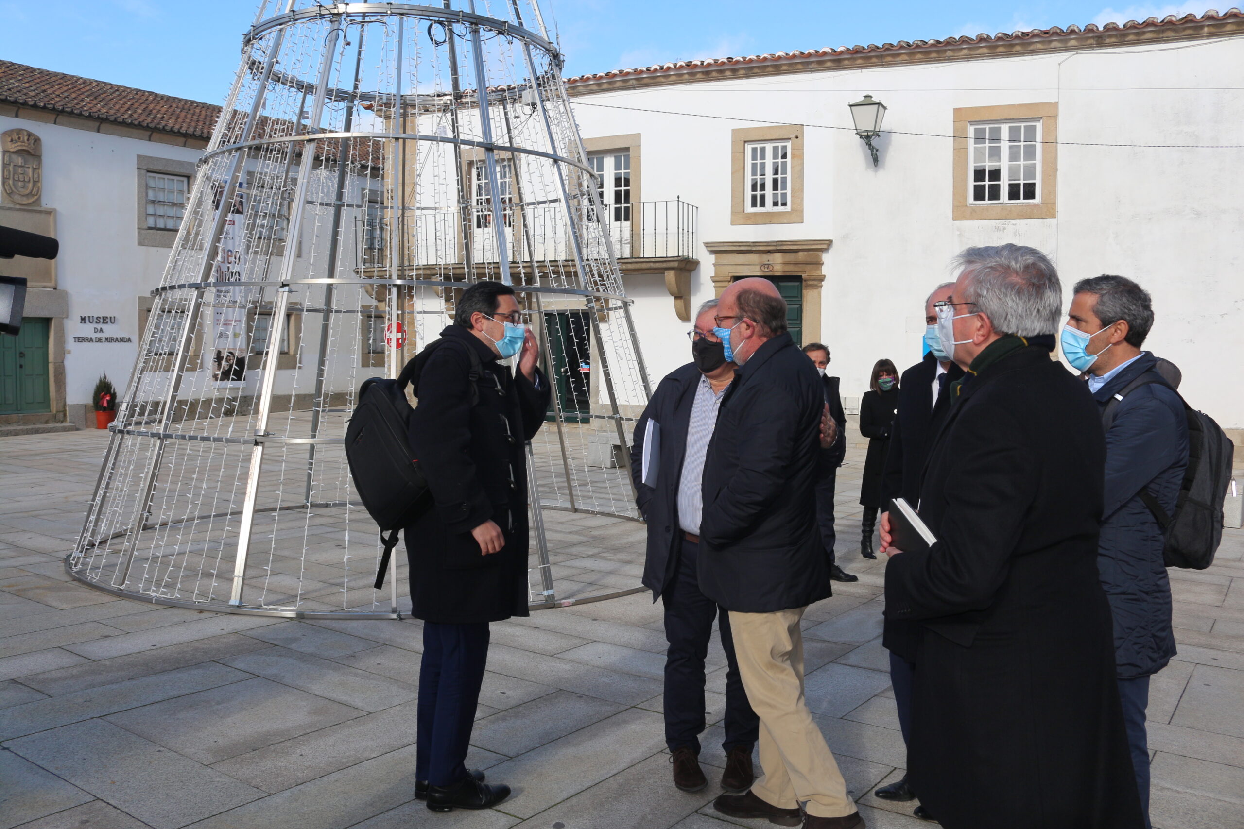 Ministro do Ambiente reuniu com autarcas em Miranda do Douro para falar sobre venda das barragens da EDP