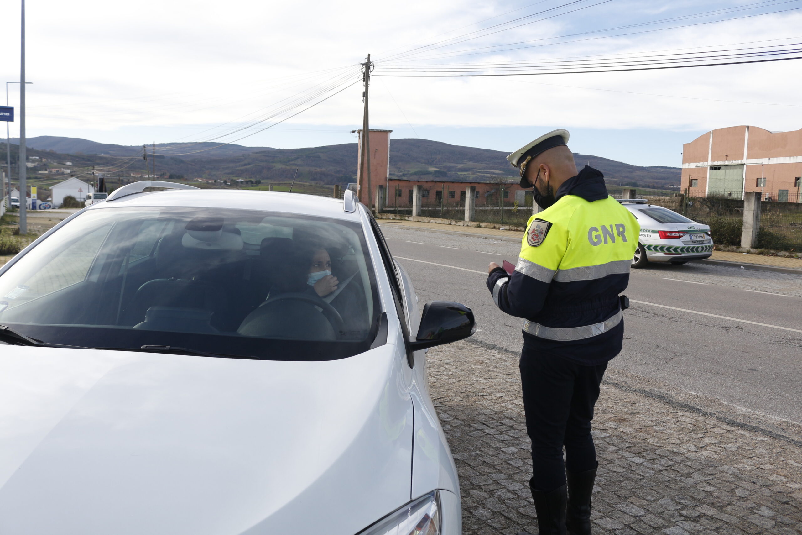 Deslocações controladas devido às restrições de circulação entre concelhos