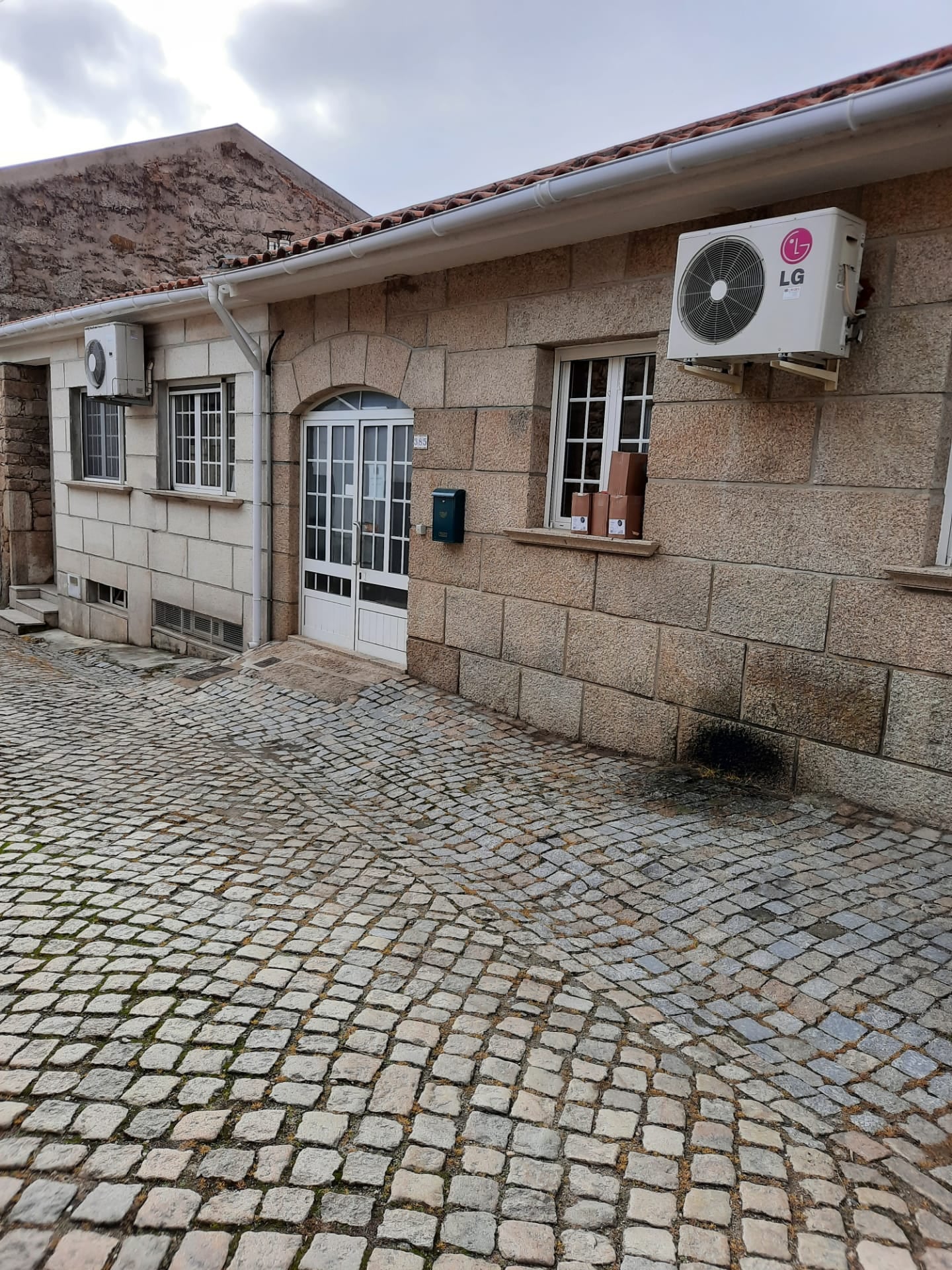 25 utentes infectados no lar de Vale de Salgueiro (Mirandela)