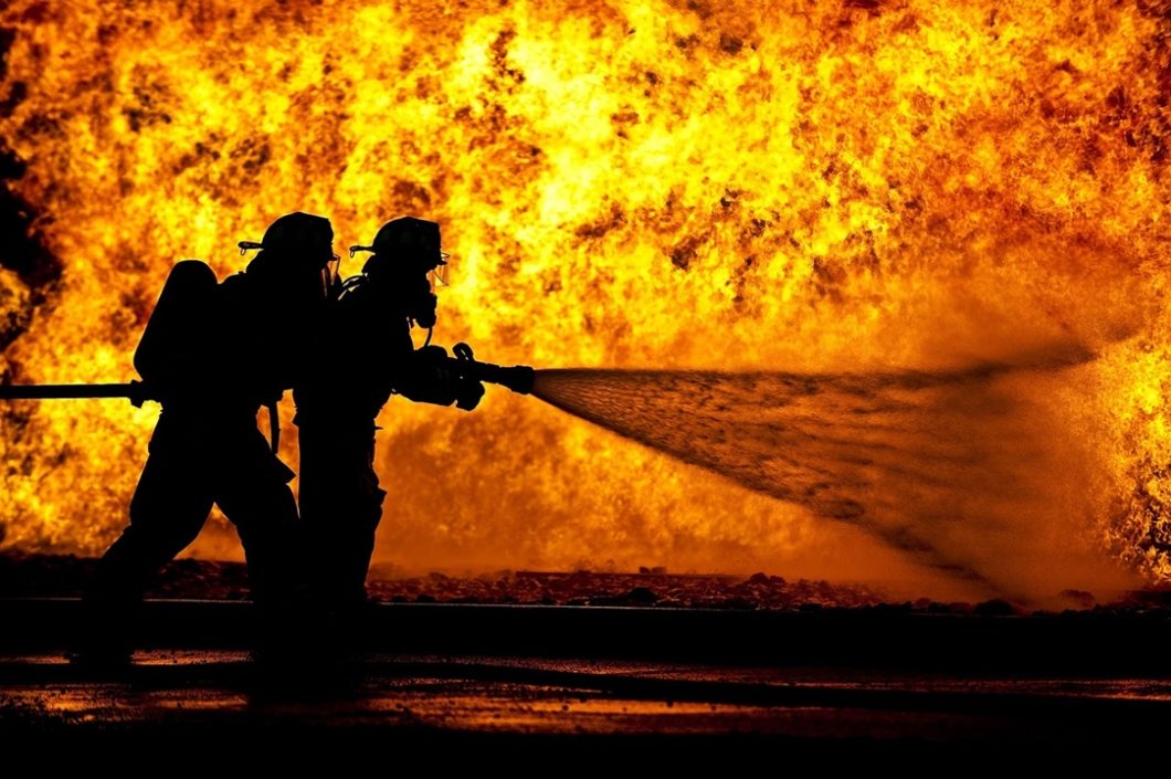 Incêndio destrói habitação em Moncorvo e deixa um homem desalojado