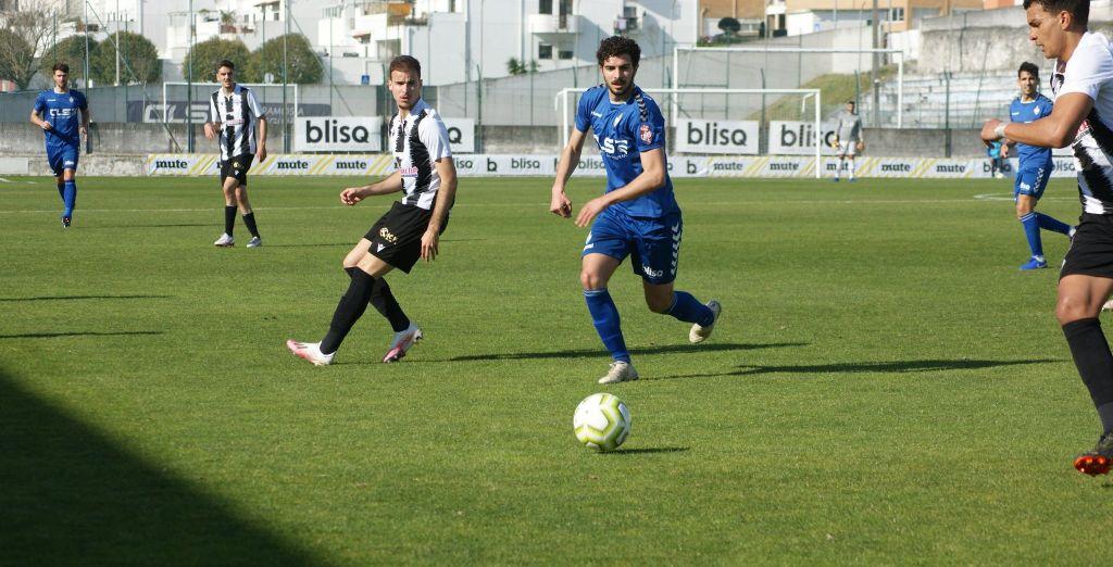 Futebol: Mirandela empata sem golos em Viana do Castelo