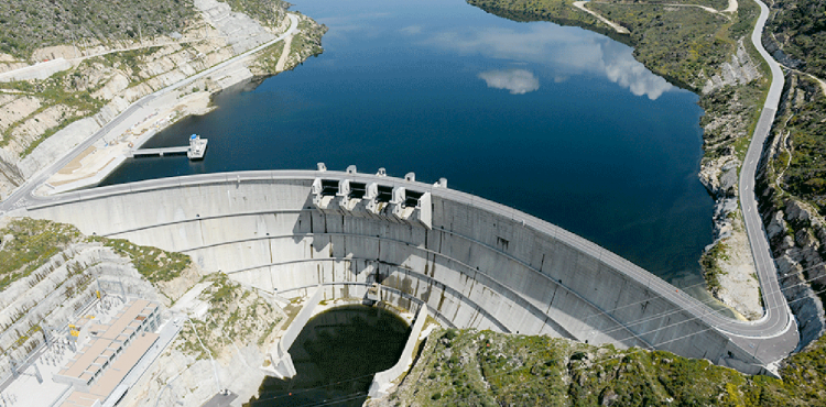 BE acusa EDP de usar esquema para evitar impostos da venda de barragens