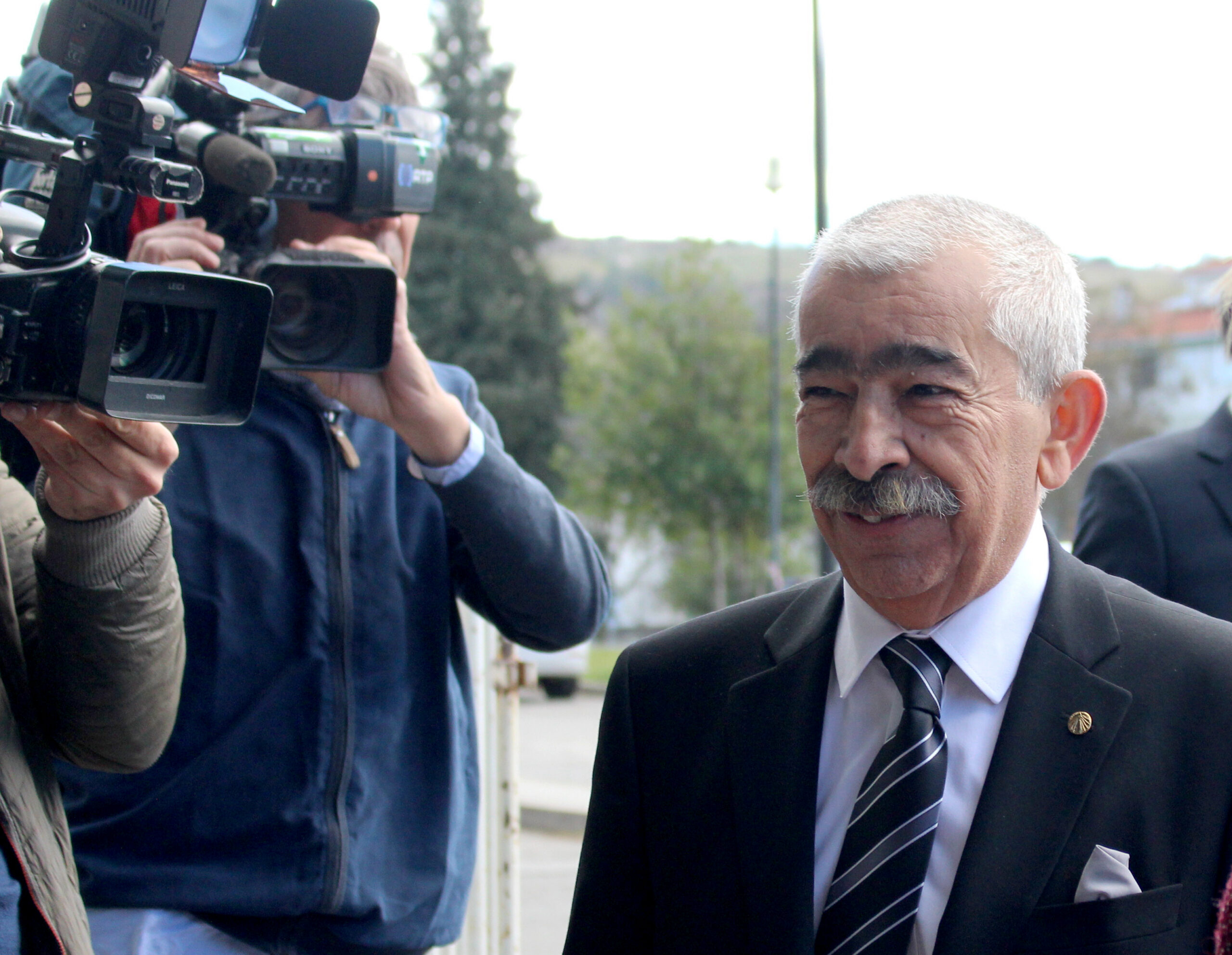 Carlos Vaz confirma vacinação de funcionários não prioritários da ULS