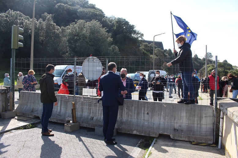 Portugueses e espanhóis exigem abertura da fronteira Bemposta/Fermoselle