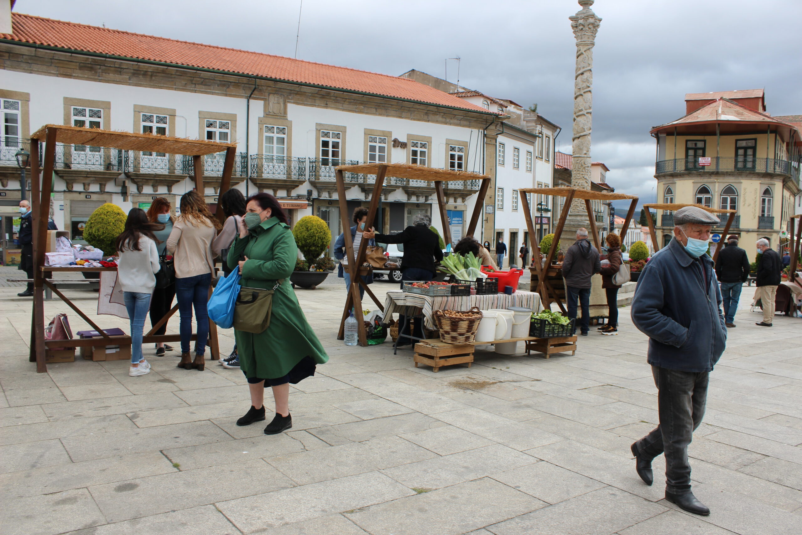 Comerciantes locais aplaudem retoma da Banca na Praça em Bragança