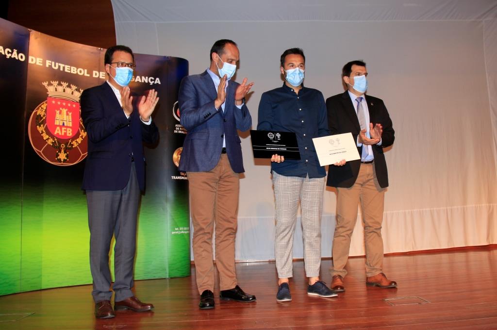 Nove clubes da A.F. Bragança receberam diplomas de Entidades Formadoras Certificadas