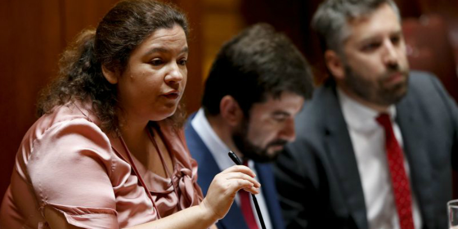 Funcionários públicos recebem incentivo se vierem trabalhar para o interior