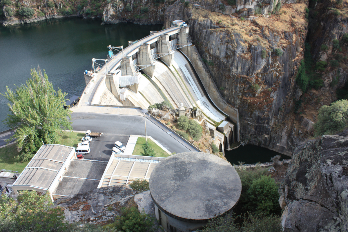 Movimento Cultural da Terra de Miranda diz ter provas de que a venda das barragens do Douro tinha de pagar impostos