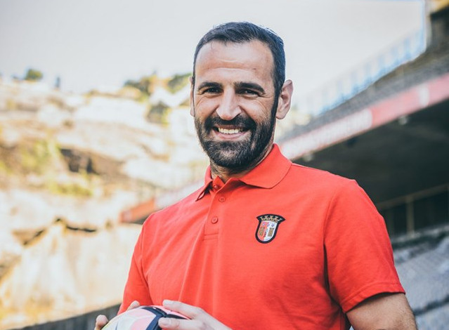 Futebol: Eduardo Carvalho em São Pedro de Vale do Conde para captações de guarda-redes