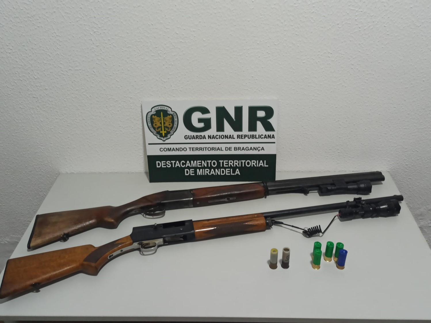 GNR detém dois homens por utilização de métodos proibidos de caça em Mirandela