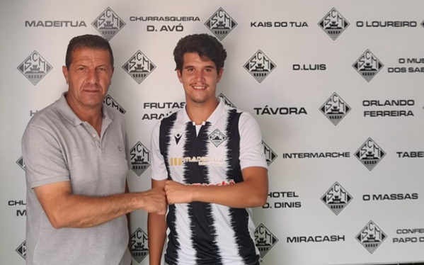 Futebol: Amorim renova com o S.C. Mirandela