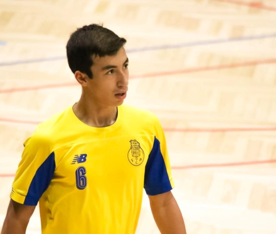 Hóquei em Patins: Hoquista brigantino transfere-se para o CH Carvalhos após sete épocas no F.C. Porto