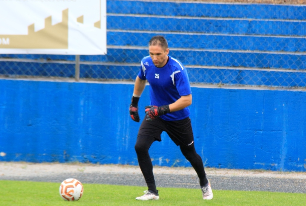 Futebol: Pedro Fernandes reforça baliza do C.A. Macedo de Cavaleiros