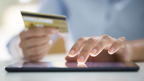 Mulher de Bornes continuará a burlar pessoas