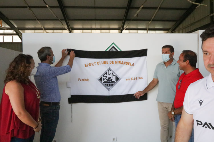 Futebol: SC Mirandela reforça aposta na formação