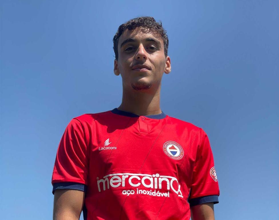 Futebol: Rodrigo Ferreira é jogador do Trofense por empréstimo do Leixões