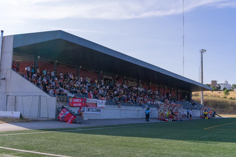 Futebol: Técnico do G.D. Mirandês aponta para um campeonato bastante competitivo