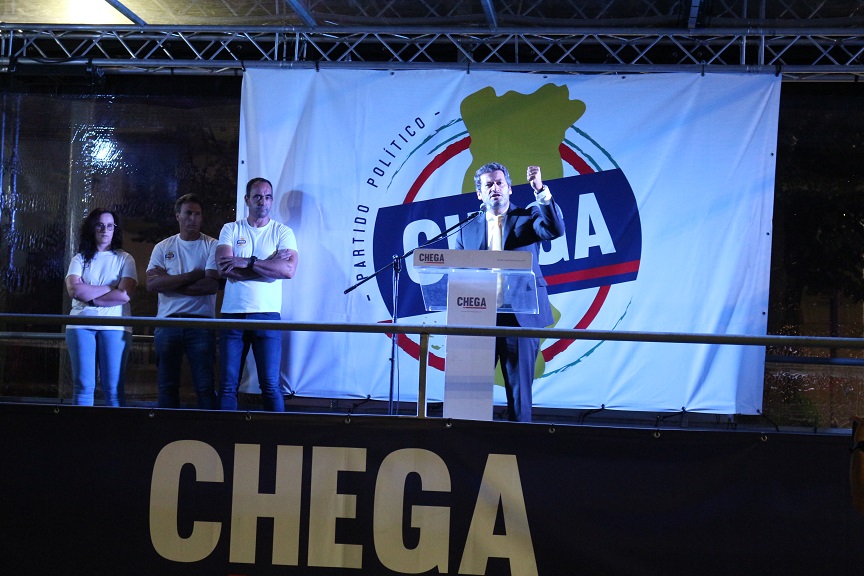 André Ventura veio a Bragança anunciar criação de plano nacional rodoviário e ferroviário