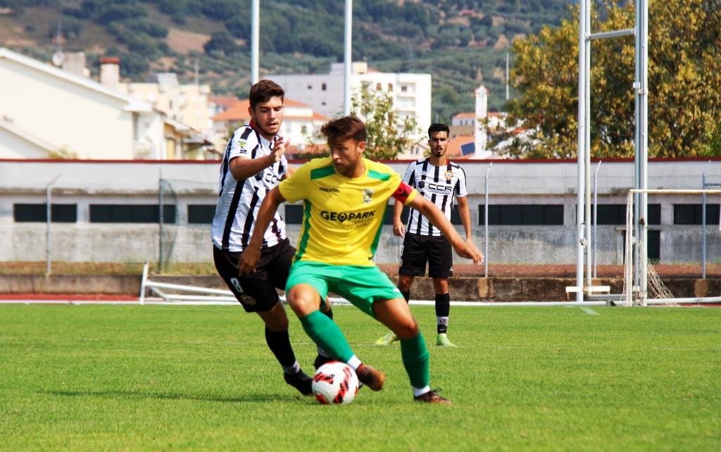 Futebol: Zé Nando preparado para “espalhar magia” frente ao Forjães