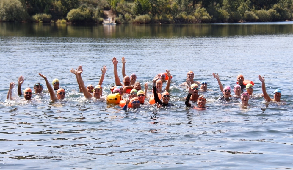 Natação: Azibo recebeu Caretos´s Swim Challenge e a nadadora olímpica Angélica André