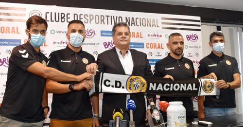 Futebol: Nacional oficializa contratação de Rui Borges