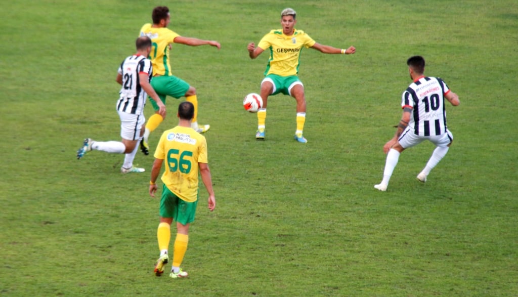 Futebol: Macedo procura primeiros pontos do campeonato frente ao Berço SC