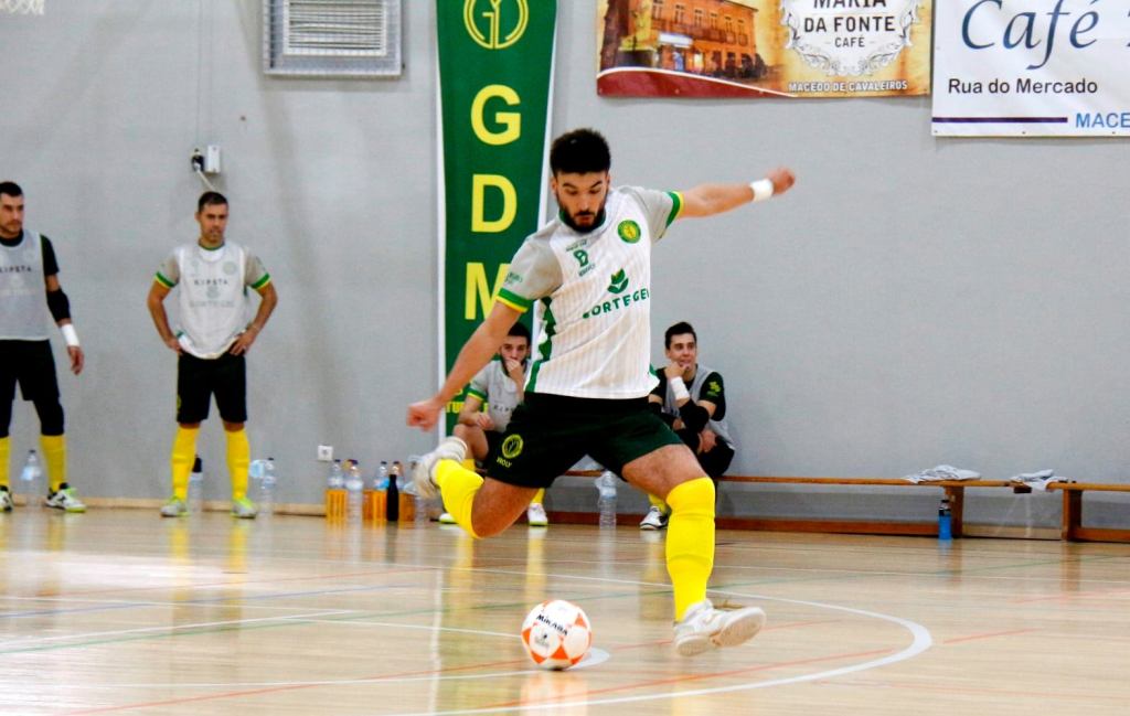 Futsal: Zé João carimba vitória do Macedense a oito segundos do fim do jogo