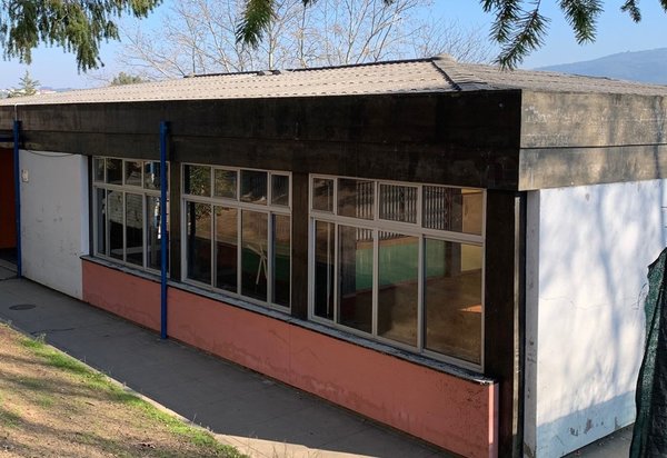 Placas de fibrocimento da Escola Luciano Cordeiro vão começar a ser removidas