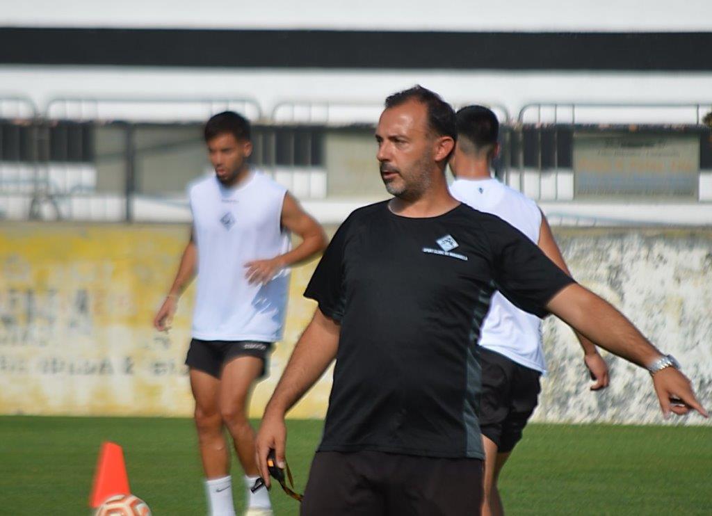 Futebol: Técnico do Mirandela diz que “não é nenhum drama” perder com o São Martinho